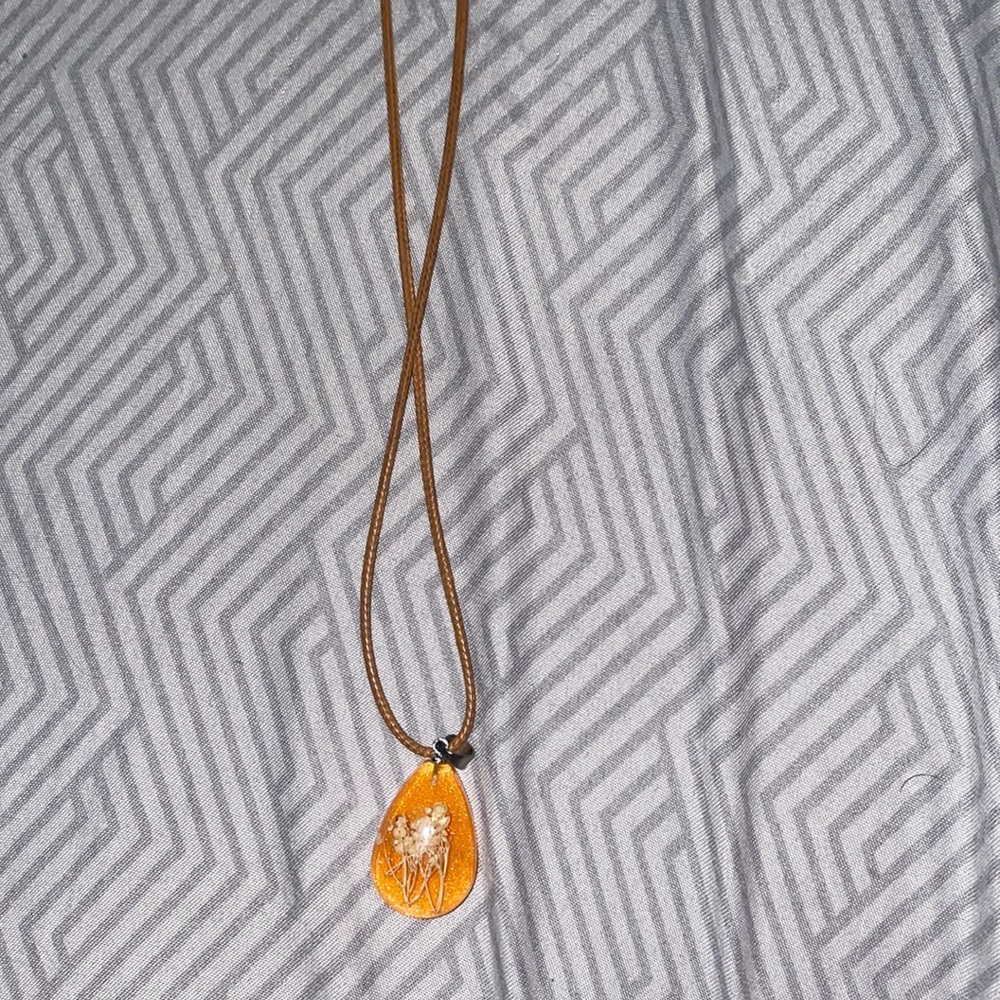 Orange flower necklace🧡🏵